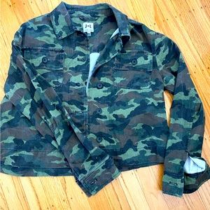 Cropped camo jacket NWOT